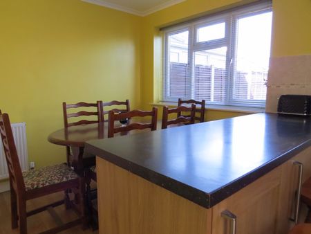 Steepside, Radbrook, Shrewsbury, SY3 6DR - Photo 3