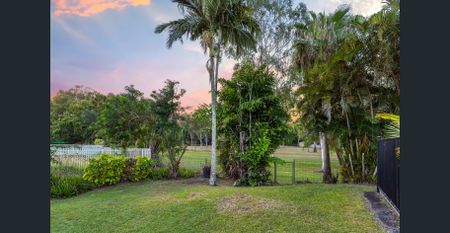 Spacious Family Home with Pool & Self-Contained Retreat - Photo 3
