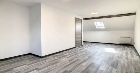 rez de chaussée commercial avec duplex 4 chambres - Photo 3