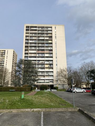 Appartement F1 Meublé / Parking extérieur - Photo 4