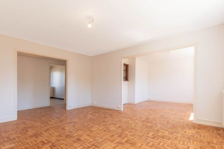 Location Appartement 4 pièces 66m² - Photo 3