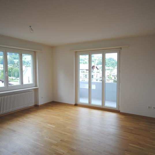 2.5-Zimmer-Wohnung im Hochparterre in Reinach AG - Foto 1