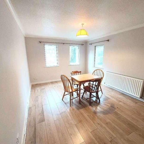 St Leonards, EX2 - Photo 1