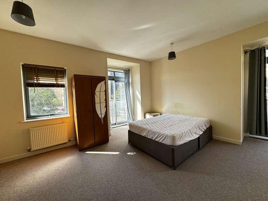 F Rustat Avenue, CB1 - Photo 1