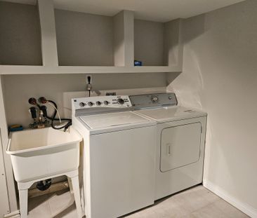 For Lease - 926 Ledbury Crescent, Mississauga, Ontario - Photo 4