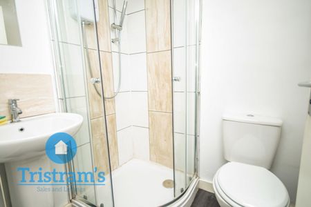 1 bed Shared Flat for Rent - Photo 5
