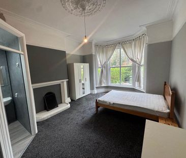 Harehills Avenue (Room 1), Chapeltown, Leeds - Photo 6