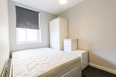 5 bedroom house to rent - Photo 4