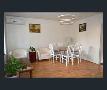 Modern and comfort living - Photo 2