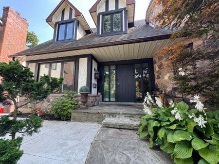 For Lease - 2415 Jarvis Street Unit# B4, Mississauga, Ontario - Photo 3