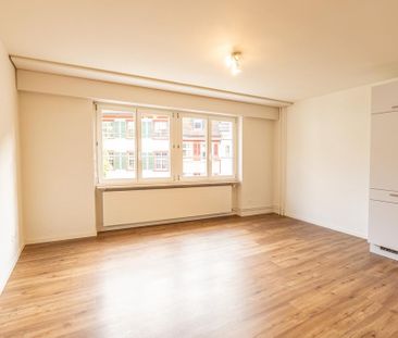 Wohnen im Herzen von Liestal - sanierte 1-Zi.-Wohnung ohne Balkon - Photo 2
