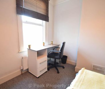 1 bedroom in a house share to rent - Photo 3