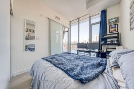 510 King Street #809 - Photo 5