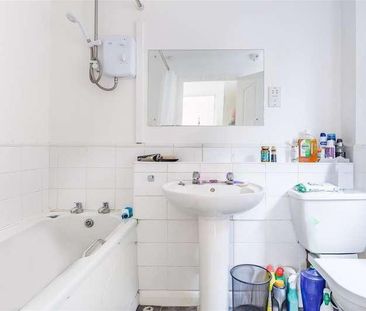 Weald Hall Lane, Thornwood, CM16 - Photo 5