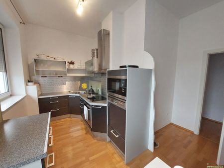 Helle122m² Mietwohnung mit Balkon und Terrasse im Zentrum von Amstetten - zwischen Hauptplatz und Bahnhof - Photo 3