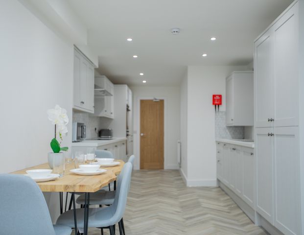 Queens Road Room 4 - Photo 1