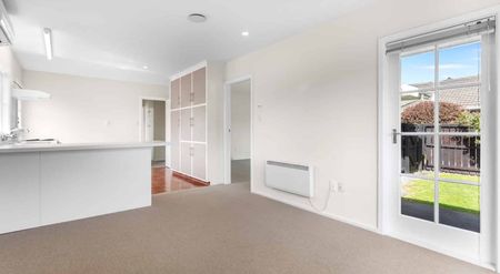 Sunny 2 bedroom in Fendalton! - Photo 3