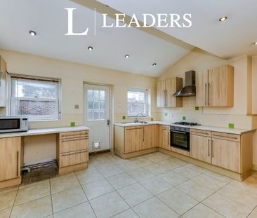 3 bedroom house to rent Westover Road, Portsmouth, PO3 - Photo 4