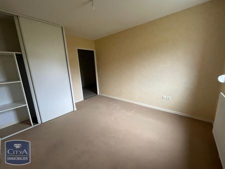 Location Appartement 2 pièces 52m² GRAND CHARMONT 25200 - Photo 2