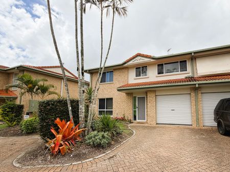 3 Bedroom Townhouse in Prime Coomera Location - Photo 2