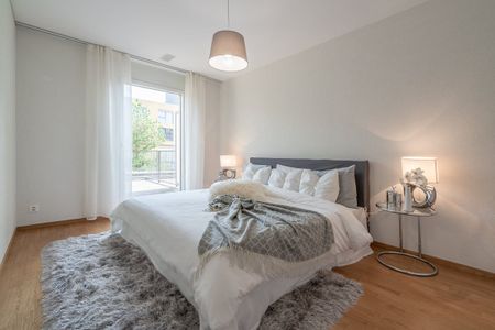 "Your apartment search ends with us!" - Photo 2