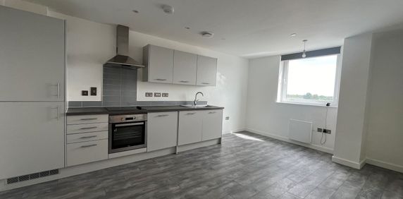 1 bedroom flat to rent - Photo 2