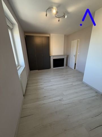 Location Appartement 2 pièces 45m² LUNEVILLE 54300 - Photo 2