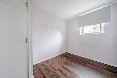 3 bedroom house to rent - Photo 2