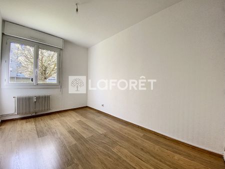 Location Appartement 4 pièces 78m² - Photo 2