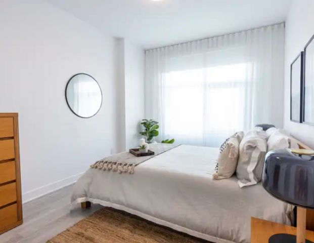 Le Teck | 900 Cure-Labelle Boulevard, Laval - Photo 1