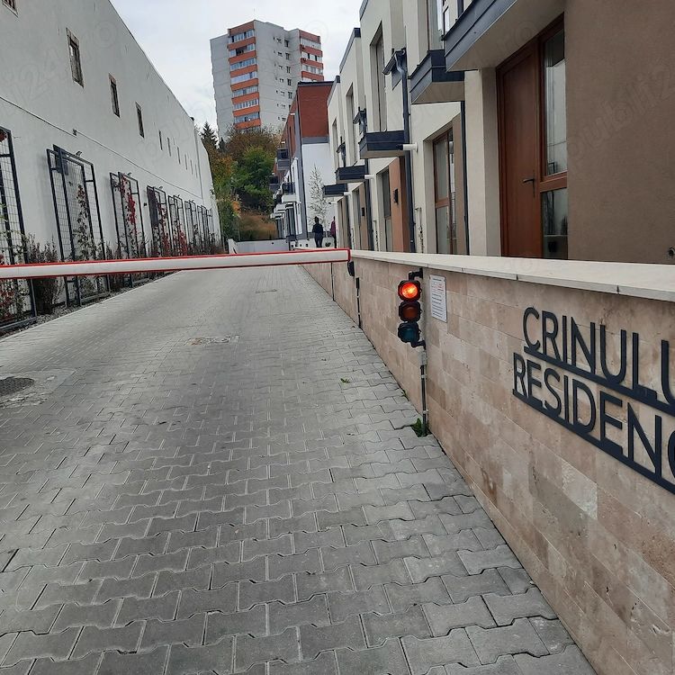 DE INCHIRIAT APARTAMENT DE LUX CU 2 CAMERE, ULTRACENTRAL ! - Photo 1