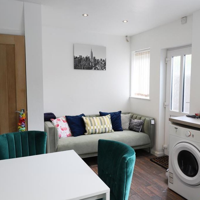 4 bedroom townhouse to rent - Photo 1