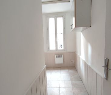 Appartement 1 pièces 27m2 MARSEILLE 15EME 395 euros - Photo 3