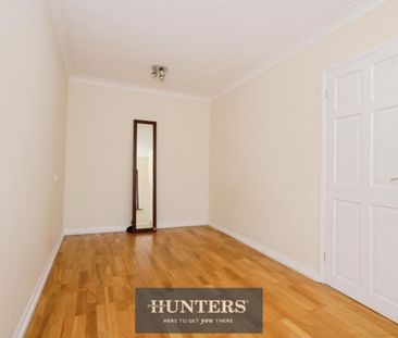 4 bedroom House To Let - Photo 4