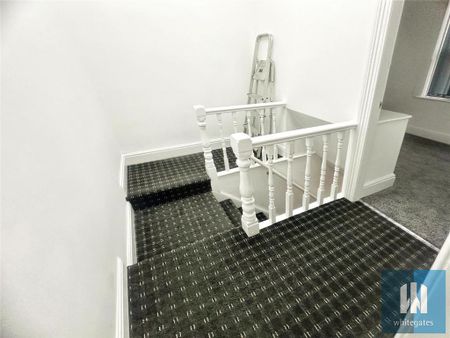 2 bedroom end of terrace house to rent - Photo 5