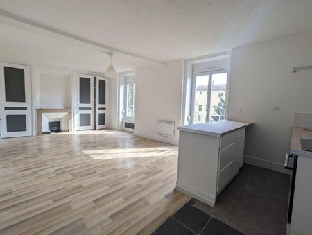 Appartement 3 pièces - 69170 Tarare - Photo 2