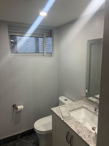 For Lease - 19801 Leslie Street Unit# BSMT, East Gwillimbury, Ontario - Photo 2