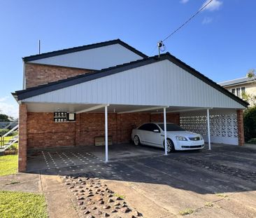 Refurbished 2 bedroom unit - Close to the CBD! - Photo 6