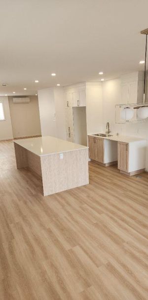 Appartement Neuf 1450' carrés St-Hyacinthe - Photo 1