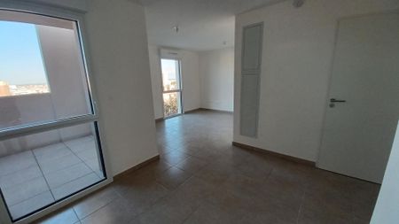 location Appartement T1 DE 29m² À NIMES - Photo 4