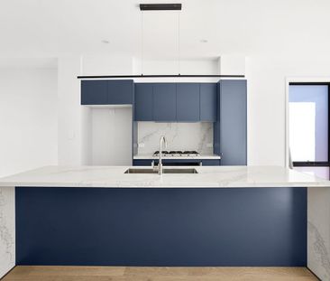 BRAND NEW LUXURY TOWN HOMES - Photo 1