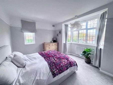 Greentiles, Denham, UB9 - Photo 2