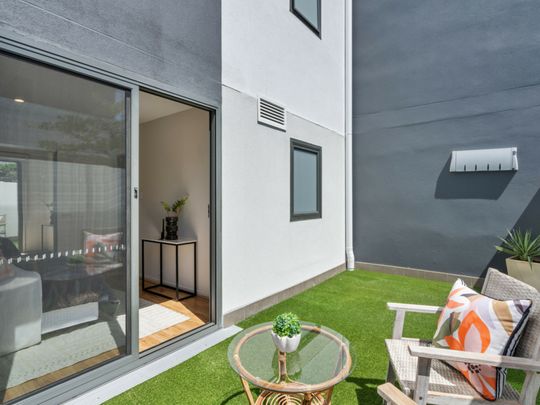 Experience the Luxury Lifestyle at Palmyra Apartments Estate - Photo 1