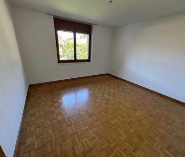 Helle 4.5-Zimmer-Wohnung mit Balkon - Photo 5