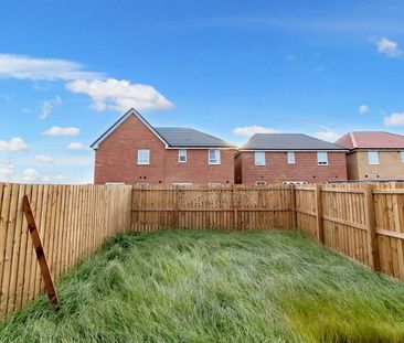 3 Bedroom House - Townhouse - Photo 6