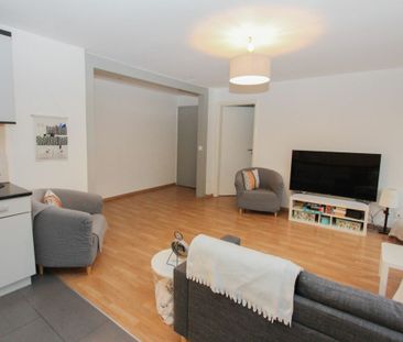 Bel appartement de 3.5 pièces situé au Quartier Neuf - Photo 3