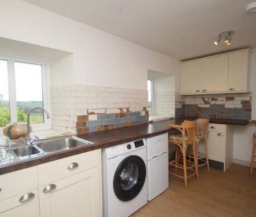2 bedroom semi-detached house to rent - Photo 6