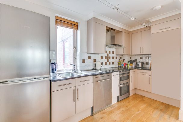 Alexandra Court, Notting Hill, W2, London - Photo 1