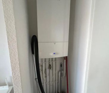 Appartement à louer 2 pièces 41.86m² - Photo 2