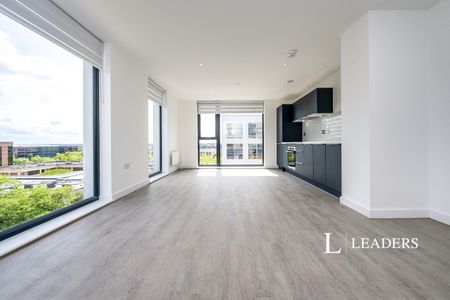 2 bedroom apartment to rent Buckingham Court, 400 Silbury Boulevard, Milton Keynes, MK9 - Photo 5